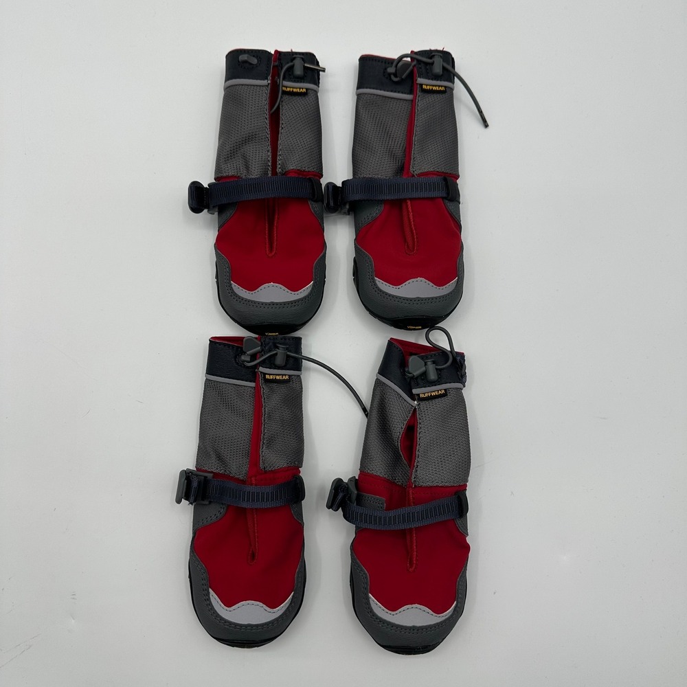 Ruffwear Polar Trex‎ Dog Boots Red Gray Vibram Sole Winter Snow Shoes Size M 4pc